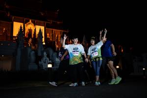 BIB: 368, 295
                            <button type="button" onclick="openModal(22280585)" class="btn btn-primary btn-sm float-right btn-popup" data-toggle="modal" data-target=".modal-high-quality">
                        <i class="fas fa-shopping-cart"></i> Add to Cart
                    </button>
                                            <button type="button" onclick="isThisMe(22280585, true)" class="btn btn-success btn-sm float-right btn-popup btn-isme hidden" data-toggle="tooltip" data-placement="bottom" title="นี่คือรูปของคุณใช่ไหม คลิกที่นี่เพื่อเอาเข้าอัลบั้ม">
                        <i class="fas fa-plus"></i> Add to album
                    </button>
                    <button type="button" onclick="isThisMe(22280585, false)" class="btn btn-warning btn-sm float-right btn-popup btn-isnotme hidden">
                        <i class="fas fa-ban"></i> Remove from album
                    </button>